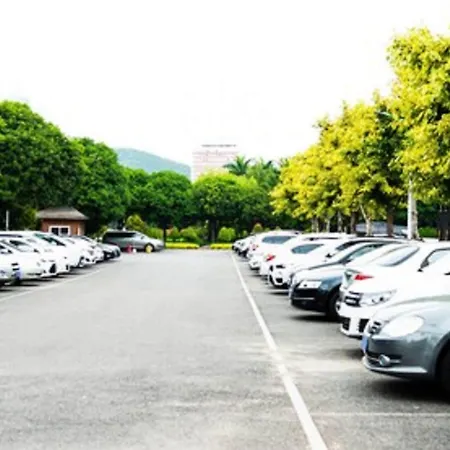 Kyriad 布里·孔德·罗伯特