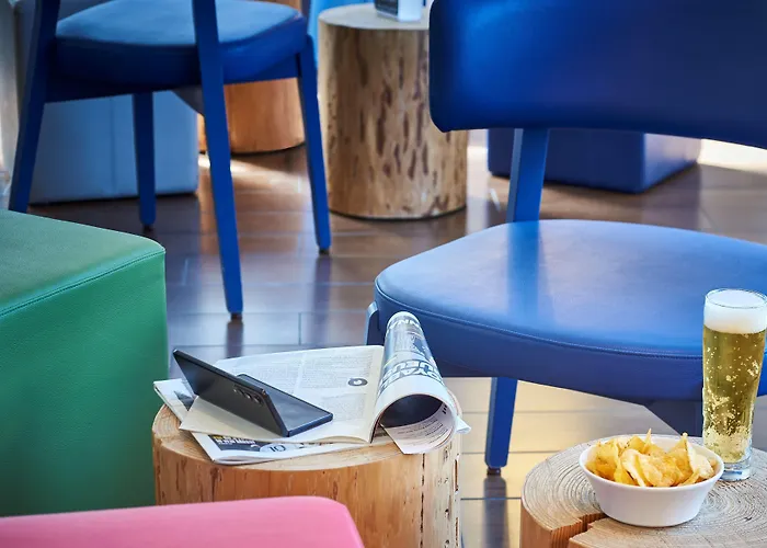 Отель Kyriad 3*