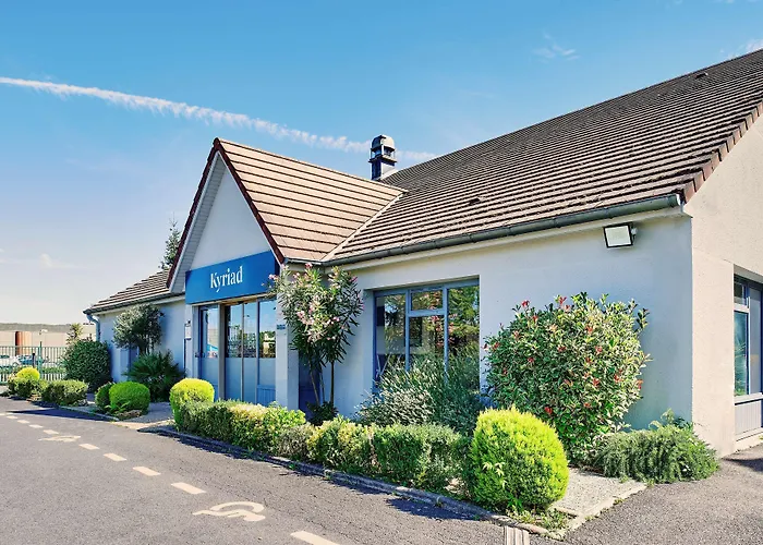 Kyriad Отель 3*